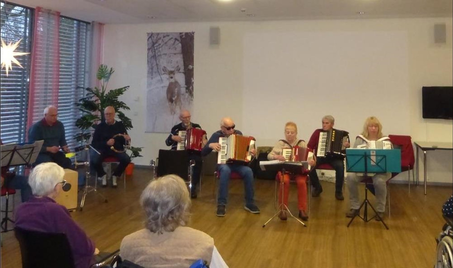 Die Arnsberger Stadtmusikanten mit ihren Instrumenten